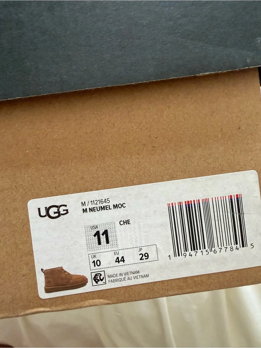 Men’s UGG Neumel Moc Boots in Chestnut Size US 11 New In Box